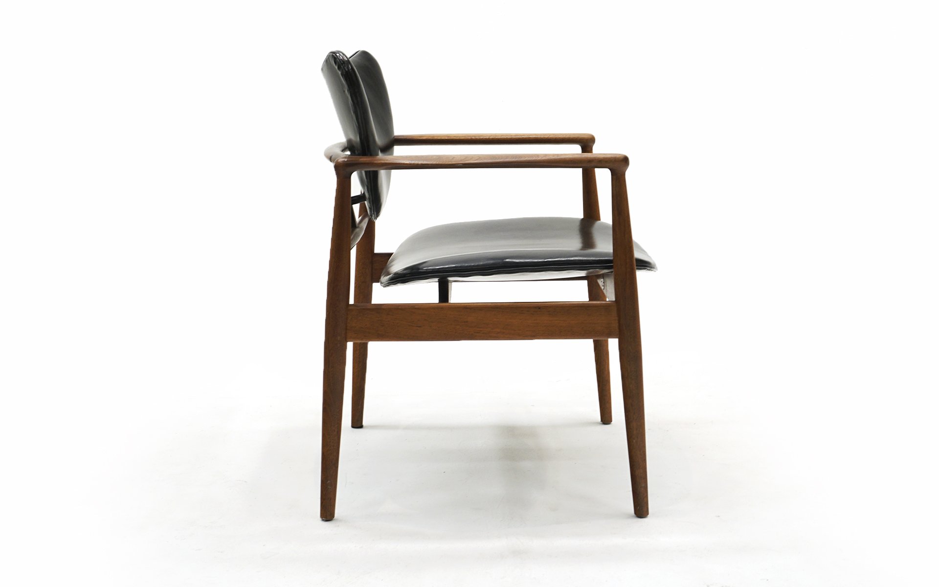Original Finn Juhl Model 48 Chair for Baker. Black Leather, Teak